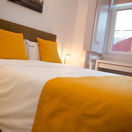 Inn-Chiado Restauradores Prime Suites Lisbon Bagian luar foto