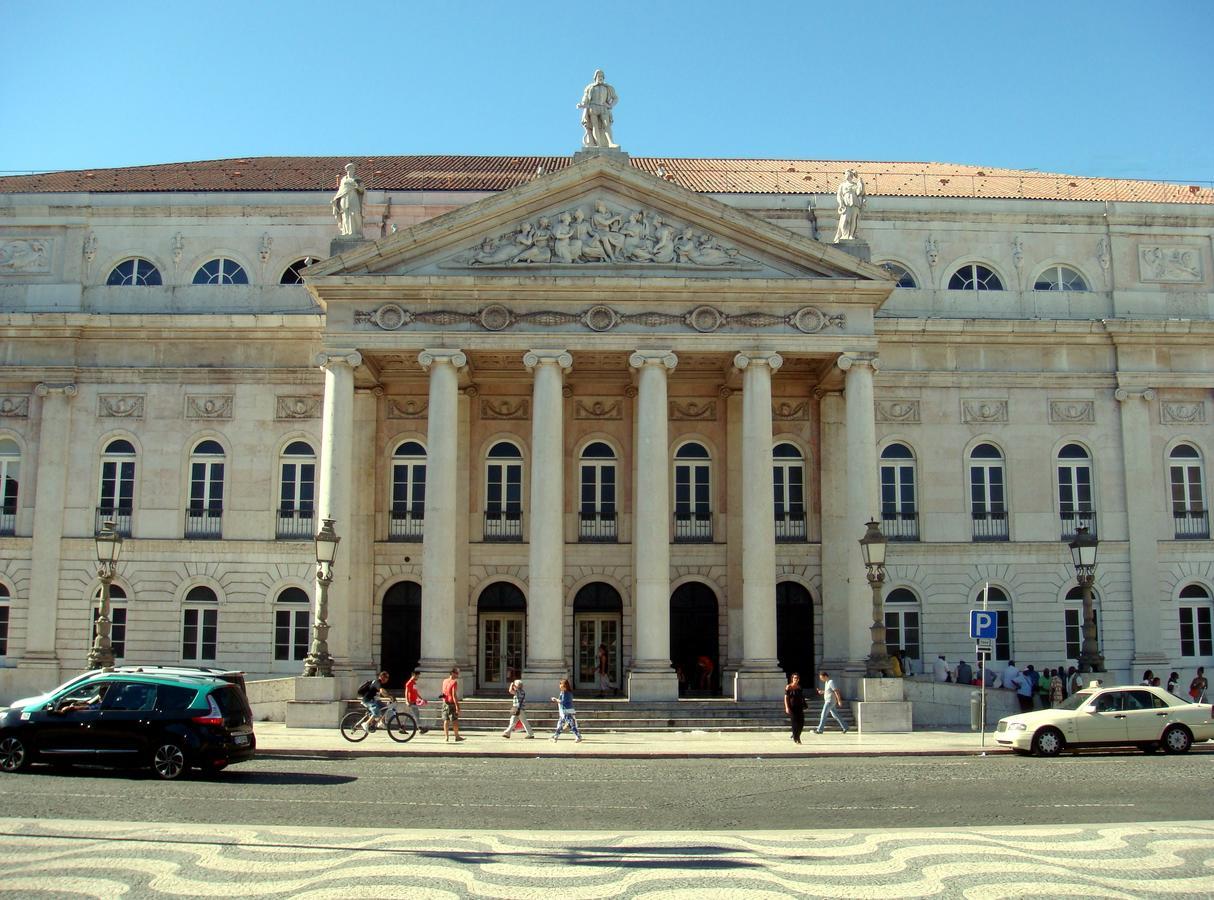 Inn-Chiado Restauradores Prime Suites Lisbon Bagian luar foto